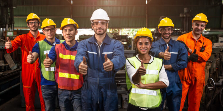 Hoje tem emprego em Guarapuava! Vamos começar bem a semana, vem trabalhar!
