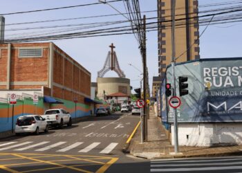 Novo Semáforo Melhora a Segurança no Cruzamento das Ruas Capitão Rocha e Frederico Virmond