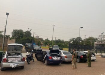 Polícia Federal e BPFron Apreendem Grande Quantidade de Cigarros Contrabandeados em Guaíra/PR