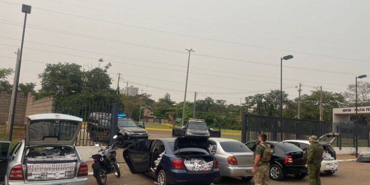 Polícia Federal e BPFron Apreendem Grande Quantidade de Cigarros Contrabandeados em Guaíra/PR
