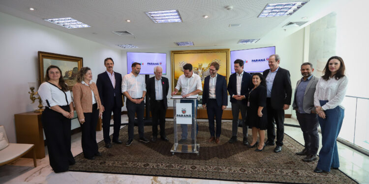 Paraná e Google Cloud se Unem para Capacitar Alunos de Escolas Técnicas