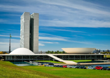 Lei 15001/2024: Transparência na Educação agora é obrigatória no Brasil