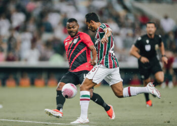 Fluminense Supera Athletico-PR com Gol de Cano e Faz a Festa no Maracanã