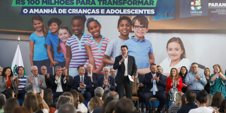 Investimento Histórico: Governo do Paraná Lança Edital de R$ 100 Milhões para Projetos Sociais Voltados a Crianças e Adolescentes