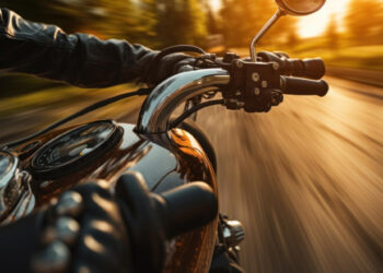 Perseguição nas Madrugadas de Guarapuava Termina com Motociclista Detido por Desobediência