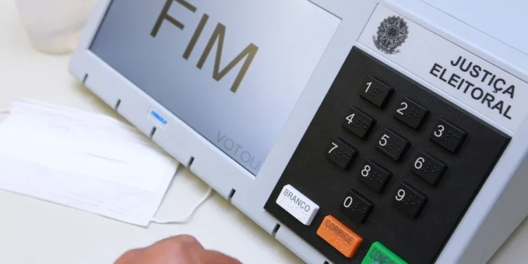 Garantia Democrática: Eleitores Não Podem Ser Presos Durante o Período Eleitoral