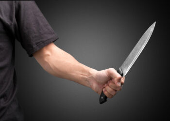 Homem é Ameaçado e Atacado com Facão em Comércio no Centro de Foz do Jordão