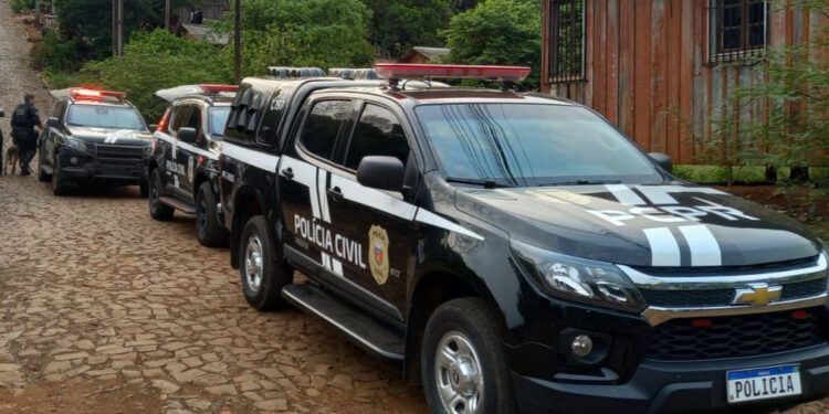 Polícia Civil Prende Três Pessoas em Operação Contra o Tráfico de Drogas em Pato Branco