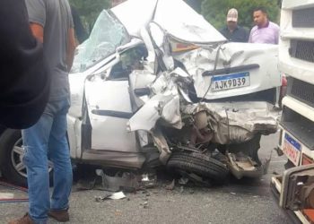 “Milagre no Contorno Leste: Motorista Sobrevive Após Carro Ser Prensado Entre Caminhões”