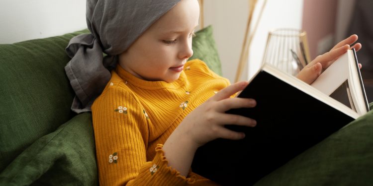 “A Luta Invisível: O Peso do Câncer Infantil e a Negligência na Saúde Pública”