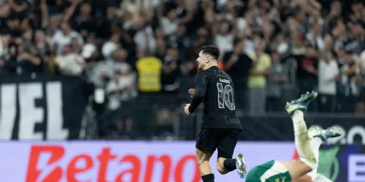 “Corinthians Supera Palmeiras em Clássico Tenso e Respira na Luta Contra o Rebaixamento”