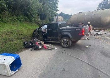 “Adolescente ao volante: acidente em Almirante Tamandaré paralisa trânsito e levanta debate sobre imprudência”