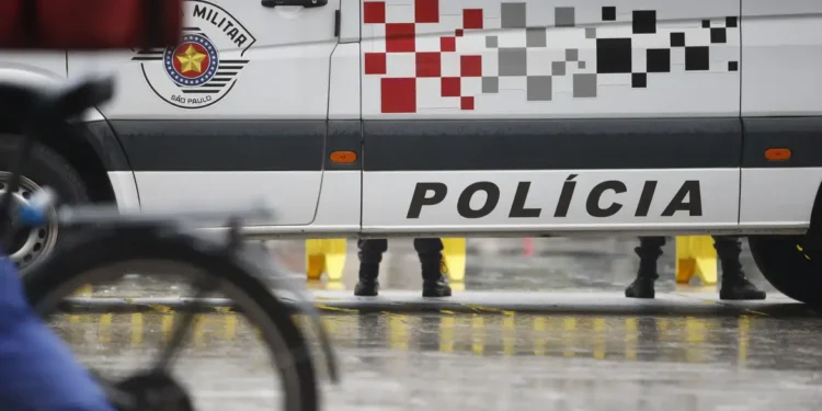 Criança de 4 Anos Morre Durante Confronto Entre Polícia e Criminosos em Santos