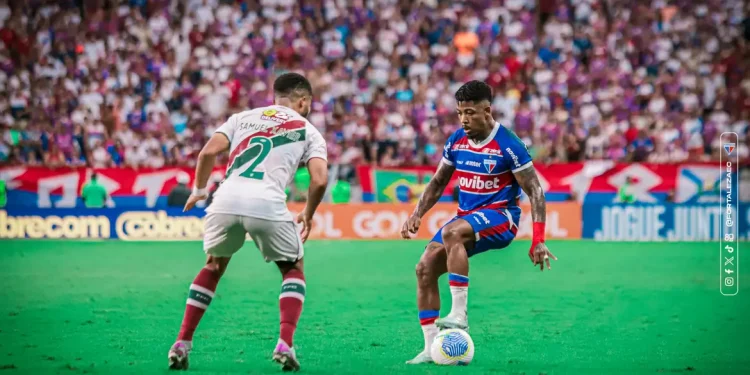 “Fluminense e Fortaleza Se Enfrentam no Maracanã em Confronto de Extremos no Brasileirão”