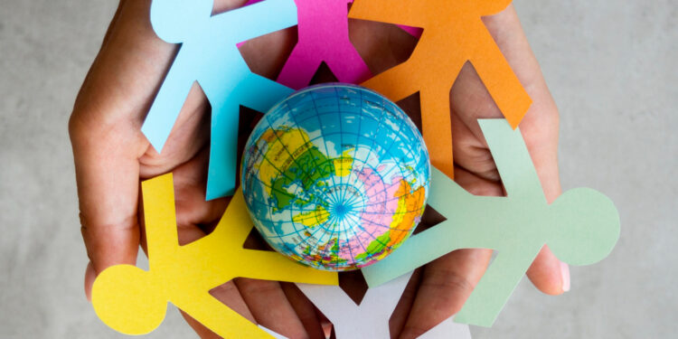 A Agenda Woke: Surgimento, Definição e Impacto na Sociedade