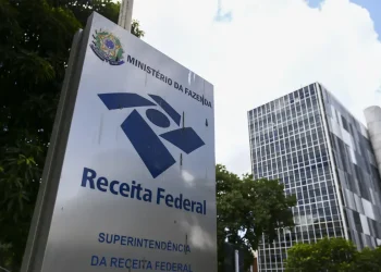 Arrecadação federal bate recorde em outubro e reforça alta histórica: o que isso significa para o Brasil?