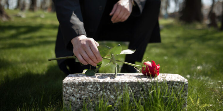 “Despedidas de Guarapuava: Homenagens e Solidariedade às Famílias em um Momento de Dor”