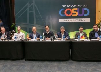 “Ratinho Junior Lidera Formalização Histórica do Cosud para Fortalecer Sul e Sudeste”