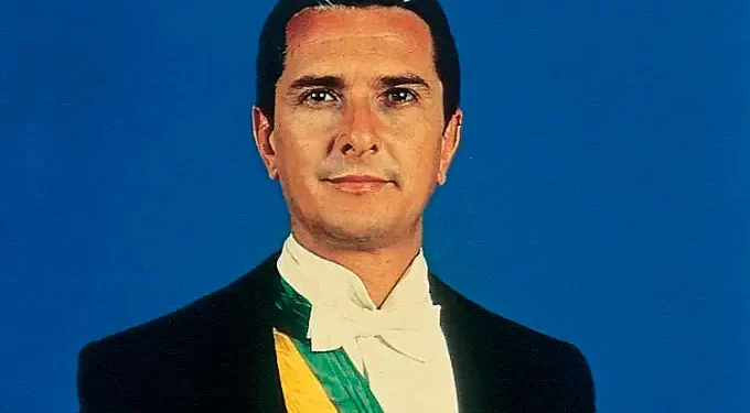 “Fernando Collor e a Contradição do ‘Caçador de Marajás’: Uma Reflexão sobre Corrupção e Promessas Quebradas”