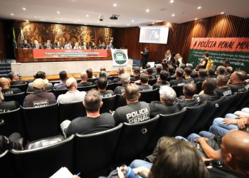 “Assembleia Legislativa do Paraná Debate Valorização e Desafios da Polícia Penal”