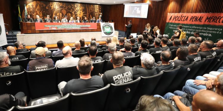 “Assembleia Legislativa do Paraná Debate Valorização e Desafios da Polícia Penal”