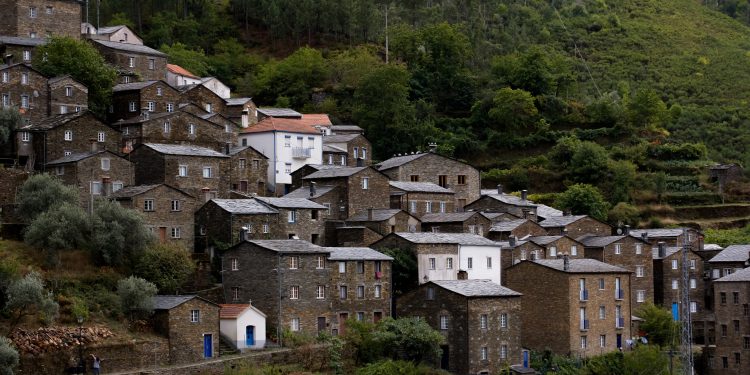 “Rio das Pedras: Entre o Abandono e o Terror da Guerra de Facções”