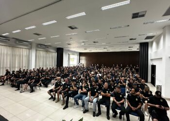 “Verão Maior Paraná: Polícia Civil Reforça Segurança com 550 Policiais no Litoral e Noroeste do Estado”