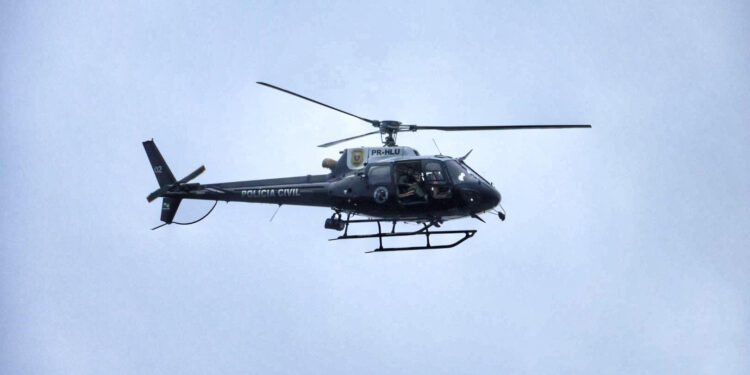 “Polícia Civil do Paraná Intensifica Operações Aéreas Noturnas para Garantir Segurança no Verão”