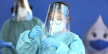 “Alerta em Saúde: Subvariante XEC da COVID-19 é Detectada na Paraíba”