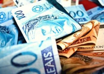 “Juros nas Alturas, Dívida Explosiva e Dólar Galopante: O Brasil de 2025 na Mira da Crise Econômica”