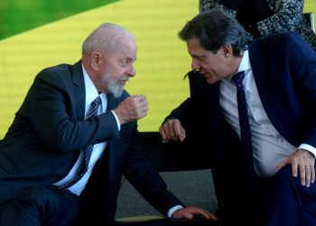 Pacote Fiscal Frustrado Abala Reeleição de Lula e Haddad, Aponta Pesquisa com Mercado Financeiro