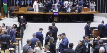 R$ 7,8 bilhões em emendas liberados: impacto no Brasil e a sombra da corrupção