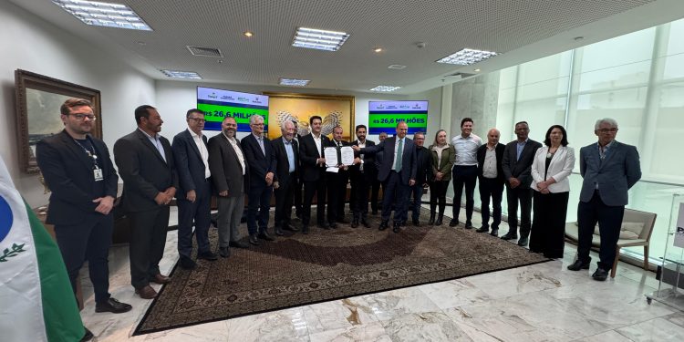 Deputado Artagão Júnior Viabiliza Investimentos do Programa Rota do Progresso para Rio Bom e Bom Sucesso