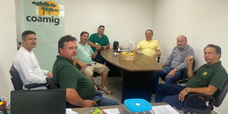 “UGAM: União, Liderança e Parcerias que Transformam Guarapuava”