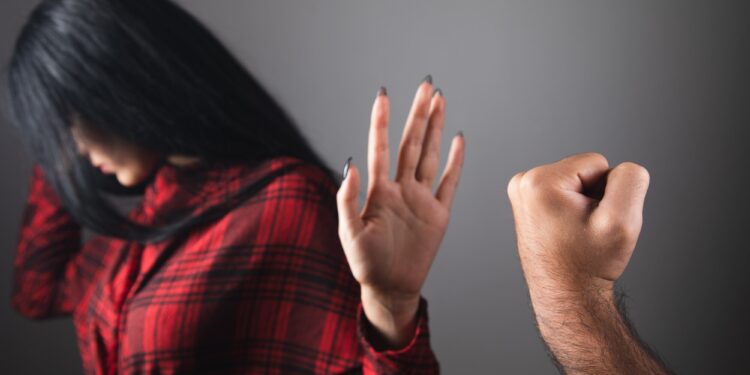 “O Romance do Terror na Vila Bela: Uma Noite de Ciúmes e Fuga”