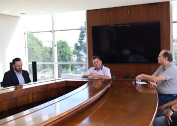 “Diálogo e Valorização: Encontro entre Profissionais da Saúde e Prefeito Baitala Marca Novo Capítulo na Saúde de Guarapuava”