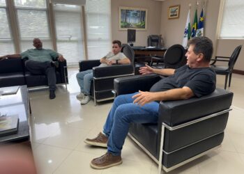 Política em Foco: Artagão Júnior, Prefeito Baitala e Deputado Estacho Alinham Projetos para Guarapuava