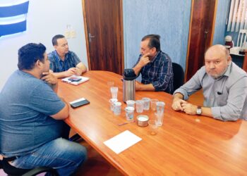 “Parcerias que Transformam: Presidente de Honra da UGAM, Vitor Hugo Burko, Lidera Reunião Estratégica para Fortalecer Associações de Moradores”