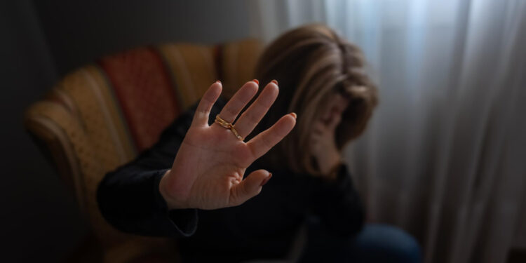 “O Jogo Sujo dos Chutes: Guarapuava Marca o Terceiro Golpe Contra a Mulher”