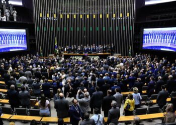 Congresso 2025: Três Poderes, Um Só Circo?