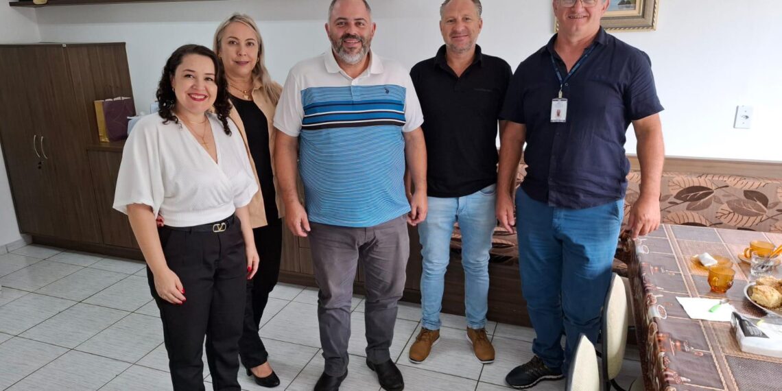 Artagão Júnior: Um Farol de Esperança para a APADEVI em Guarapuava