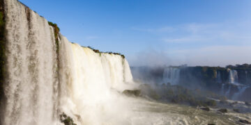 Paraná Reivindica Seu Tesouro: Deputado Luiz Fernando Guerra Celebra Vitória Judicial pelas Cataratas do Iguaçu