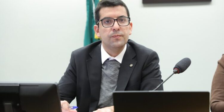 “O Bisturi na Mesa: Veterinários Enfrentam Prova de Fogo no Congresso”