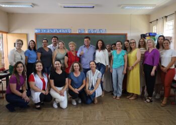 “Prefeito Denilson Baitala e Secretária de Educação Iniciam Ano Letivo com Visitas às Escolas de Guarapuava”