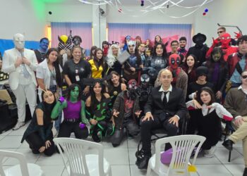 Feira Literária 2025 do Colégio Guairacá: Uma Explosão de Criatividade e Conexões em Quadrinhos