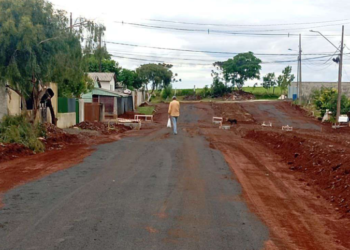 Asfalto Suspenso: Fraude em Qualificação Técnica Paralisa Obra de R$ 6,7 Milhões em Cantagalo