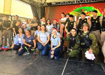 Sementes de Esperança: Polícia Ambiental Transforma o Natal de Crianças Atingidas por Tornado