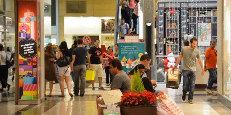 Redução de Jornada e Fim da Escala 6×1: Quem Pagará a Conta dessa Promessa Eleitoral Que Pode Destruir Empregos no Brasil?