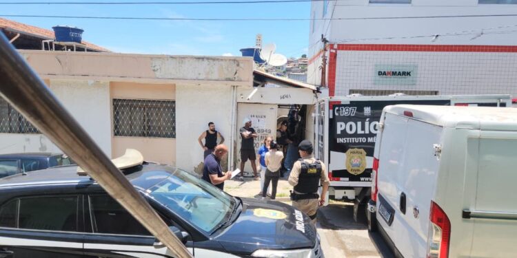 Tragédia no Nova Esperança: Incêndio Fatal Deixa Rastro de Destruição e Luto em Belo Horizonte