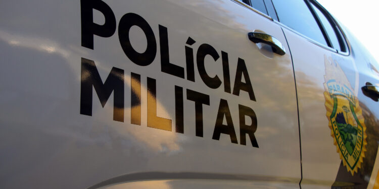 Operação em Guarapuava cumpre mandados na Vila Bela e recolhe embarcação, motor e celular